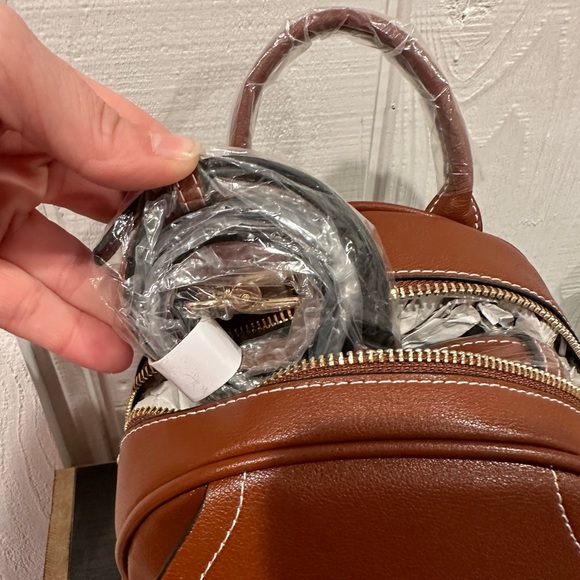 Laorentou Mini Backpack - Picture 4 of 12